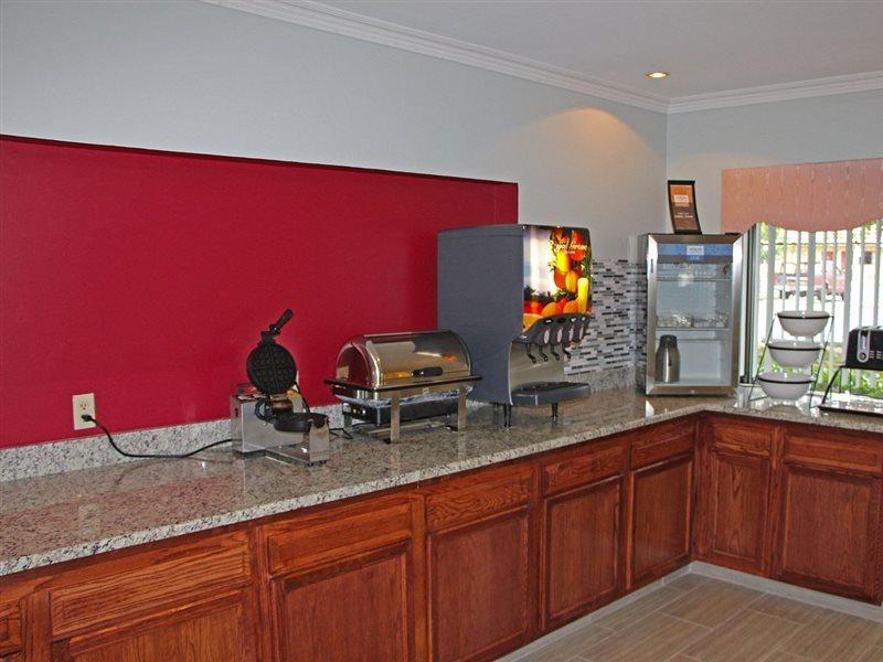 Fairview Inn & Suites Mobile Eksteriør billede