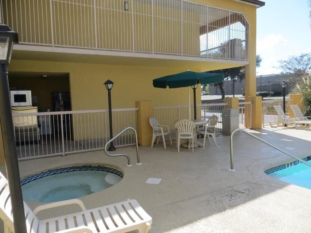 Fairview Inn & Suites Mobile Eksteriør billede