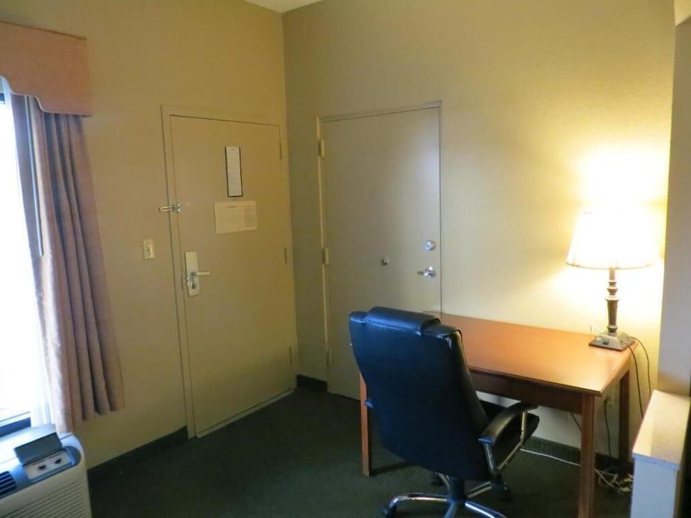 Fairview Inn & Suites Mobile Eksteriør billede