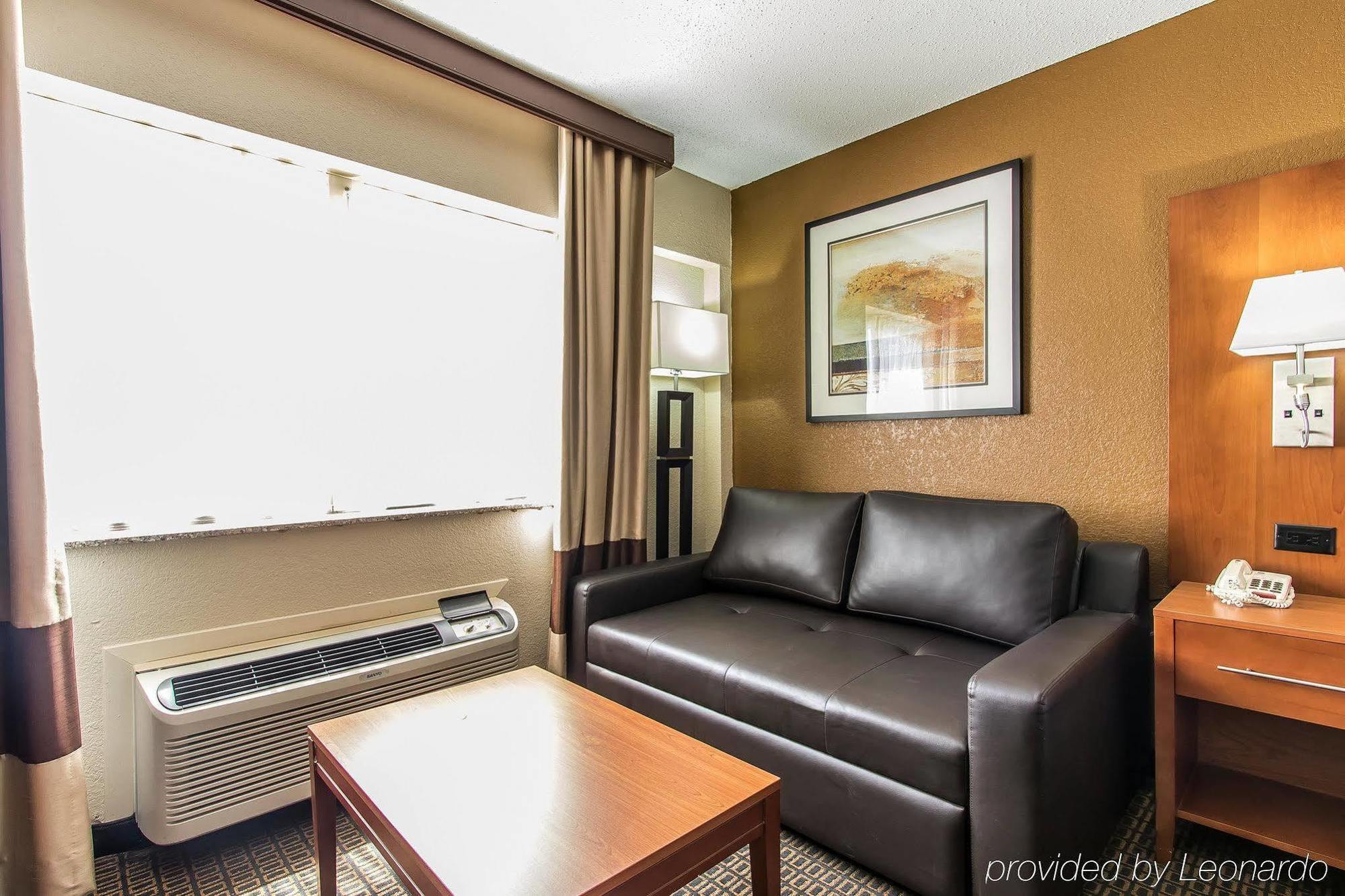 Fairview Inn & Suites Mobile Eksteriør billede