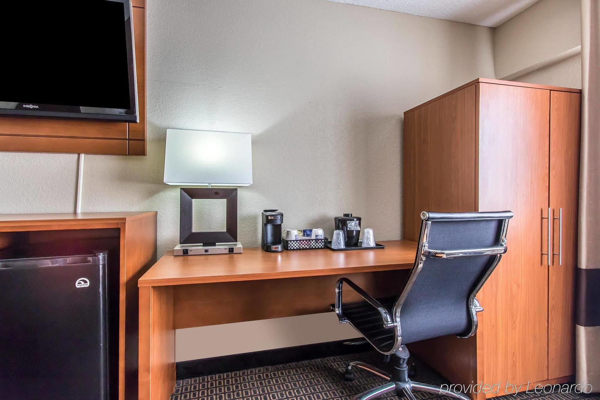 Fairview Inn & Suites Mobile Eksteriør billede
