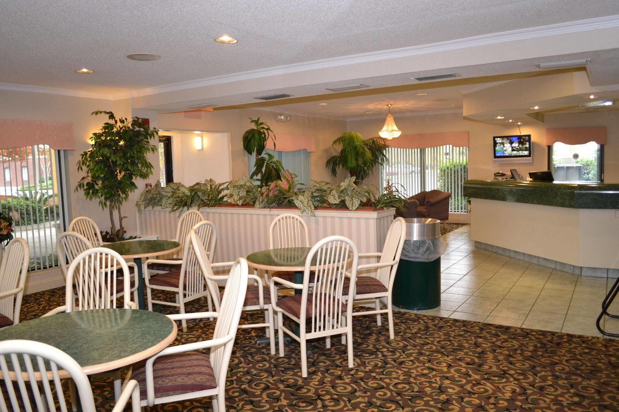 Fairview Inn & Suites Mobile Eksteriør billede