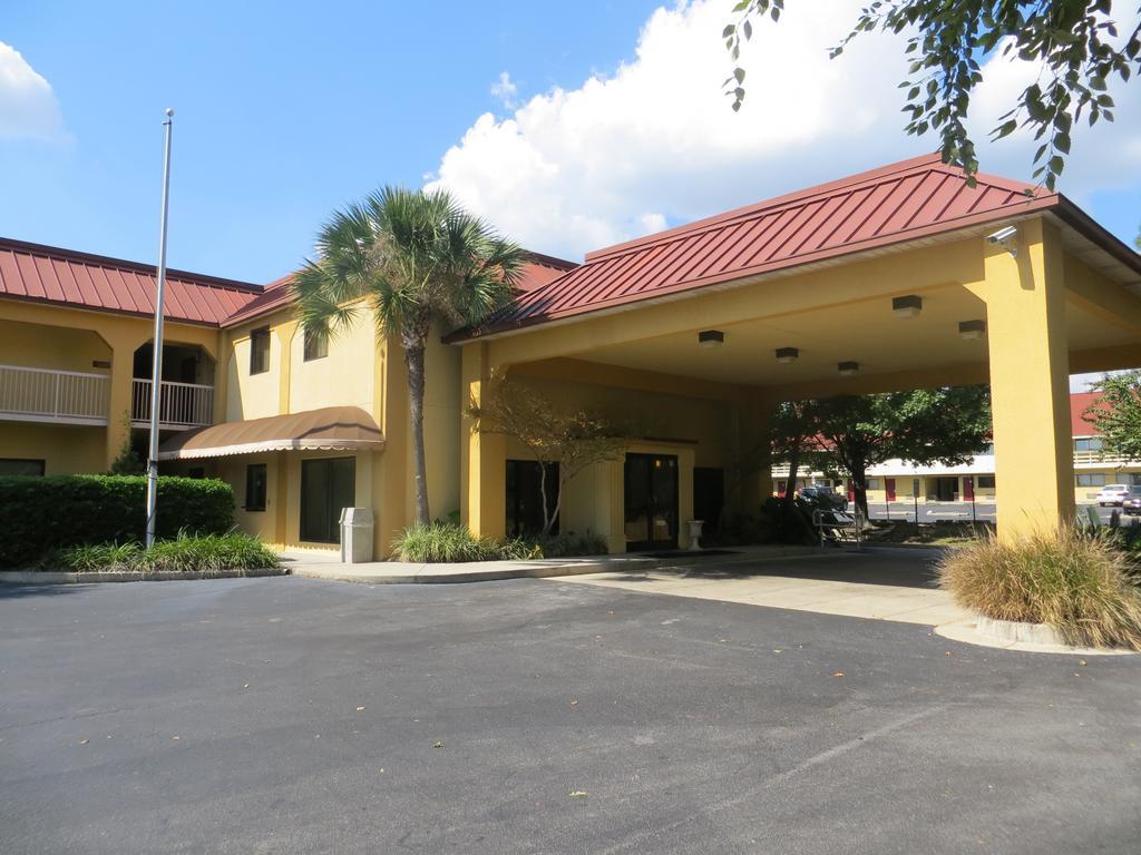 Fairview Inn & Suites Mobile Eksteriør billede