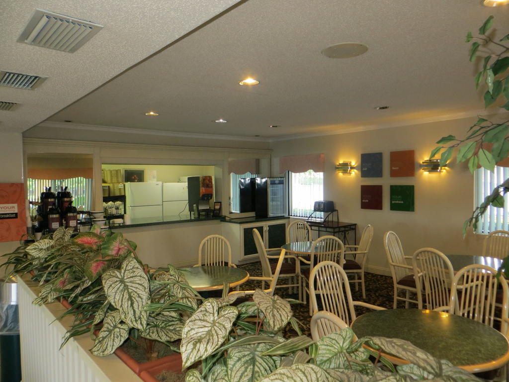 Fairview Inn & Suites Mobile Eksteriør billede